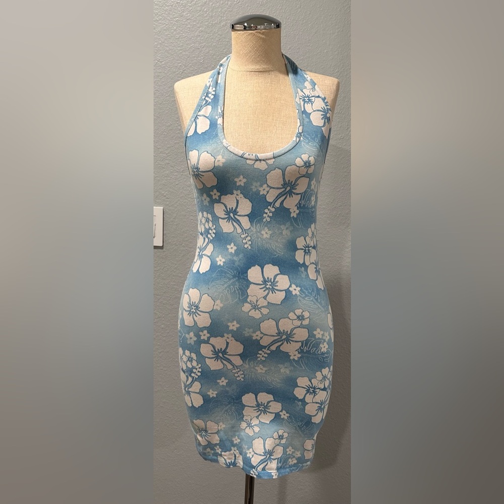 Forever 21 Light Blue Tropical Halter Dress🌴